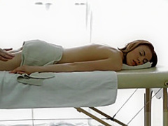 Thanking The Massage Therapist With A Blowjob