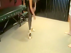 bailarina ballbusting 3
