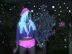 Britney Amber & a hot blonde share Halloween scare then each other