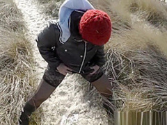 Slutwife gangbanged by strangers at the beach