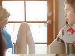 Teen couple gets hot sex tips from mom