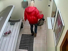 Pierced PUSSY Snooped in Tanning Bed