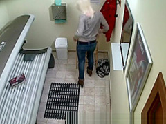 Pierced PUSSY Snooped in Tanning Bed