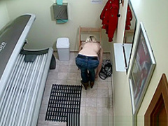 Pierced PUSSY Snooped in Tanning Bed