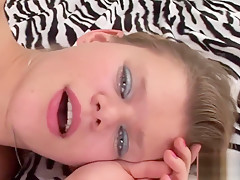 Sexy Bimbo Has Her Hirsute Muff Rammed