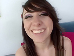 Girlfriend gets pink pussy fucked on cam