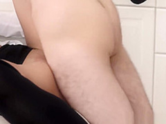 Girlfriend gets jizzed on after lunch break