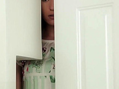 Mother and Stepdaughter Share