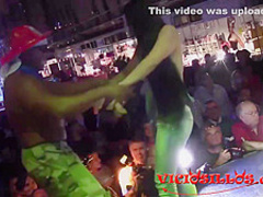 Carolina de Jaie is having steamy sex performance with Max Rajou, on the big stage