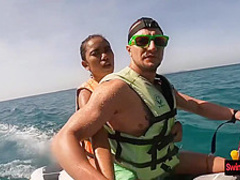 Amateur Thai girlfriend gives him a blowjob in public