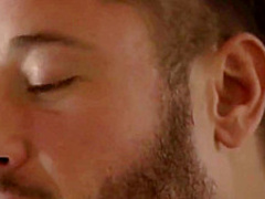 Gorgeous babe gets jizzed