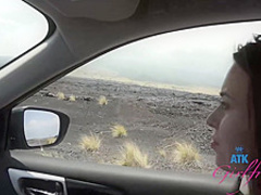 Jil likes to have her pussy stimulated until she cums, with fingers, dicks or sex toys