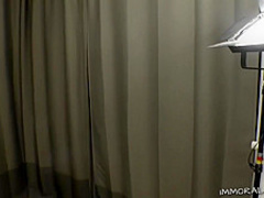 Busty blonde gets jizzed after sucking