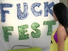 Gal fucked in juicy pussy