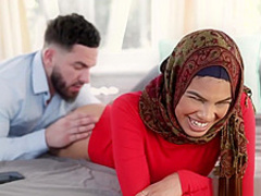 A big sticky load splashed by Peter for stepsis Mayas pretty face