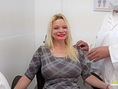 OldNannY British Mature Threesome Sex Toying