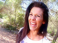 Samia Duarte loves outdoor sex!