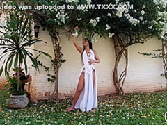 Gorgeous Latin lady got down and dirty with her lover in the garden, during the day