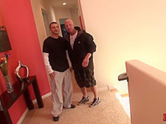 maestra ensena como se mata al gusano