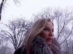 GERMAN SCOUT - SEXBOMBE KAYLA GREEN ABGESCHLEPPT UND HART GEFICKT BEI MODEL JOB