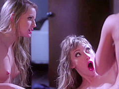 Cherie DeVille, Ivy Wolfe and Scarlett Sage are having a threesome in the late afternoon