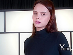 Horny lesbians sexy chicks fucking hard