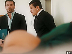 Deeper. Nicole Aniston Gets The Kind Of Service She Desires