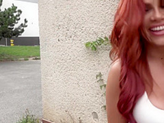 Public Agent Jennifer Keelings Reveals her Huge Tits in Public