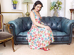 NHLPCentral - Valantina Bianco Nylons For You