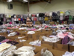 Kenzie Taylor - Milf Nails Client