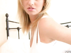 Showing her body off