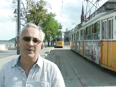 Eye poppingly gorgeous babe