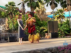 Horny lady is getting her tight ass hole fingered while riding a strangers dick, like a pro