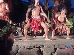 Horny lady is getting her tight ass hole fingered while riding a strangers dick, like a pro