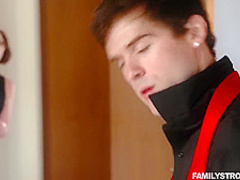 FamilyStrokes - yasmin scott