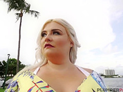 Fat blonde cock teaser, Tiffany Star is giving a head to a handsome guy she really likes