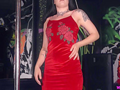 WankItNow - Keeley Not So Shy