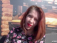 Alexandra - Deux mecs pour les debuts d'Alexandra, 25ans, de Bandol 1