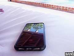 this dude looks like a hedgehog.