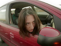 Road Movie - Rosario Gallardo si masturba sul ciglio della strada