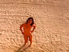 julia roca follando en la playa