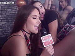 Kendra's solo at the lesbians night vlub