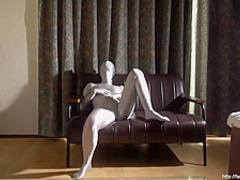 The Young Japanese Girl Masturbated in a Silver-gray Zentai.