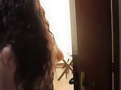 Catfight : Alien T-shirt Girl Vs Towel Hottie Girl