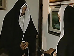 Suore a cui piace il Sesso. 2. Film Intero Italiano.